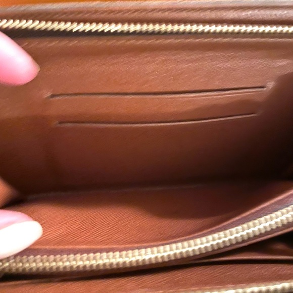 LOUIS VUITTON Authentic Monogram Zippy Clutch/Wallet - Picture 6 of 11